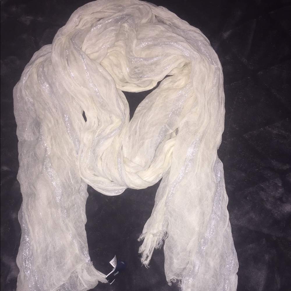 Scarf - Picture 2 of 4